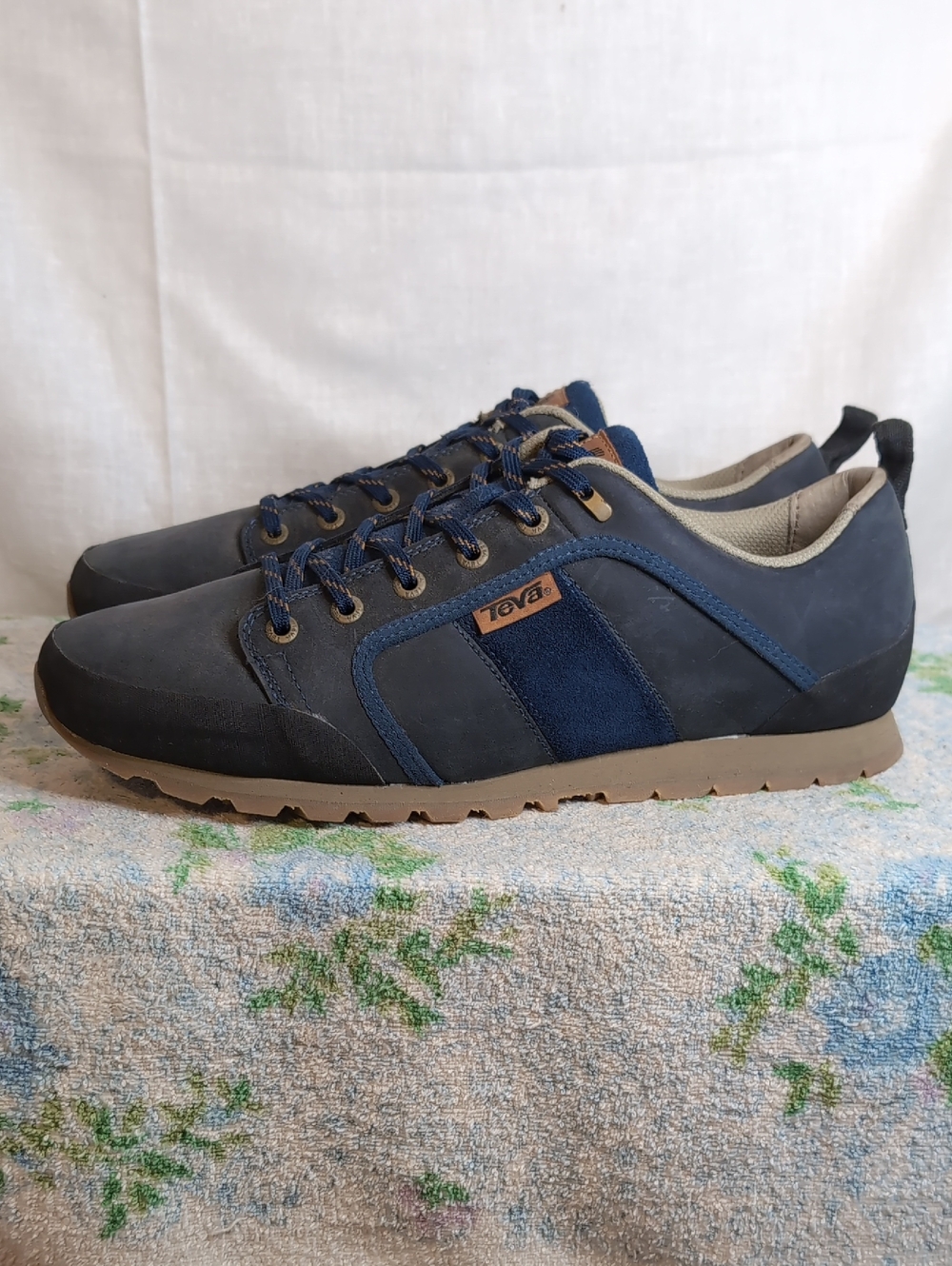 Teva Alameda Waterproof Sneakers mens 12 - Picture 2 of 8